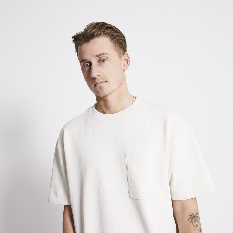 T-shirt "Koto heavy tee" T-shirt "Koto heavy tee"